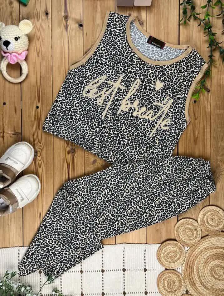 ✨✨✨✨✨✨✨✨✨✨✨
