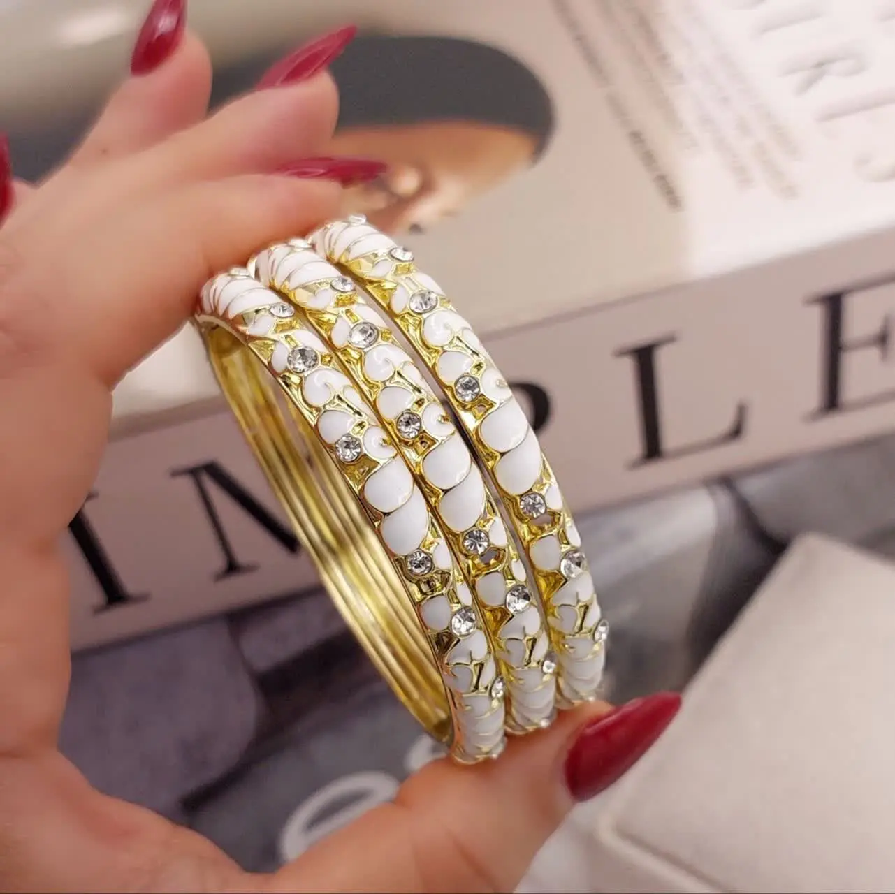 #دستبند قفلی میناکاری جدید😍
