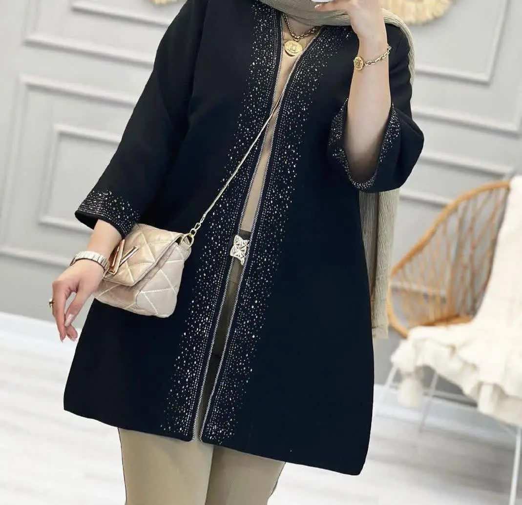 ☀️نام: مانتو نگینی
