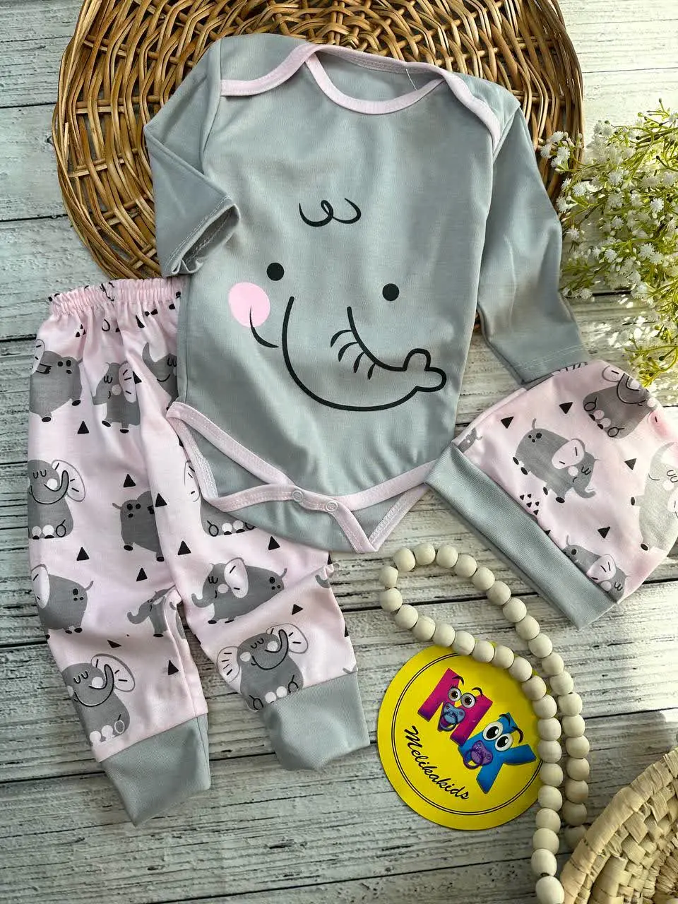 سه تکه طرح فیل طوسی صورتی نوزادی و کودک کد ۱۱۷۲۵۲ 
