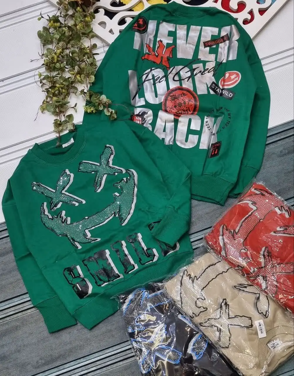 🇮🇷🧥🧶👗👚👔🎽👕👖💎
