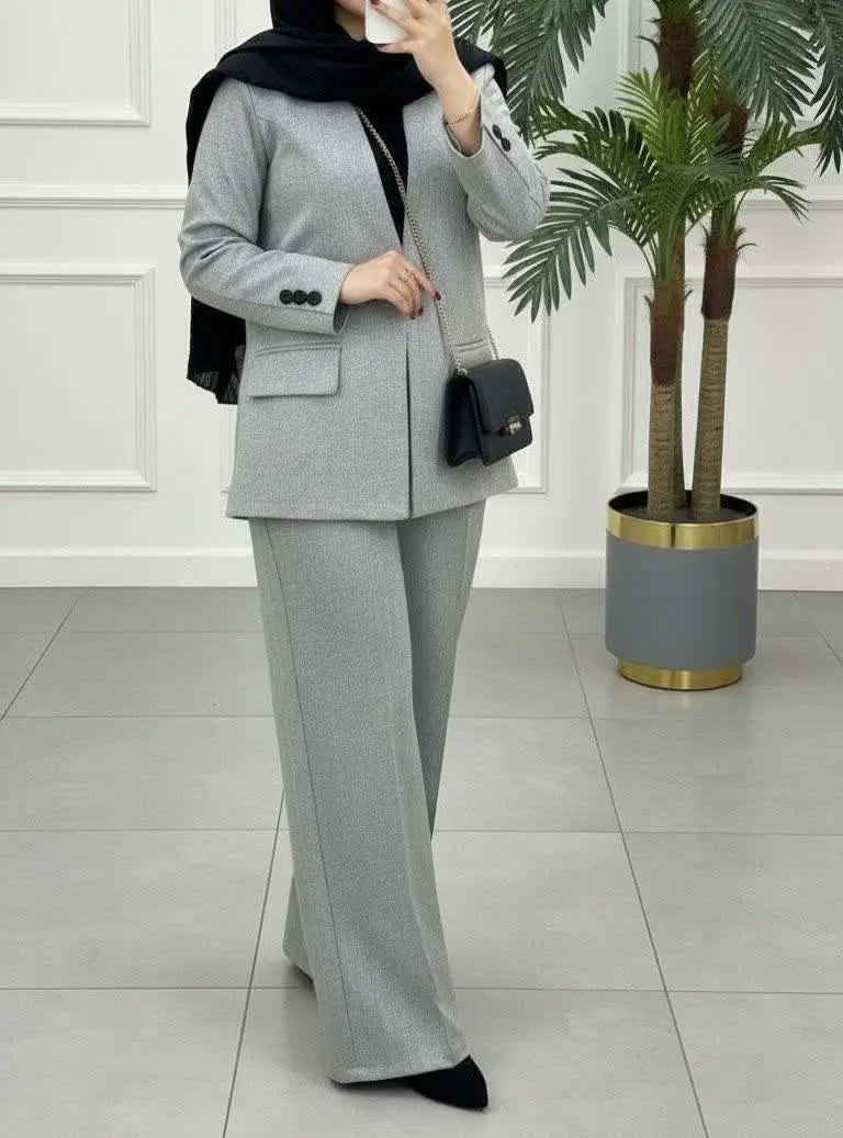 🍂نام: کت و شلوار آنیا