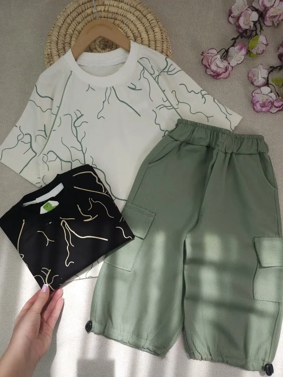 تیشرت شلوارک اسپرت رعد و برق
