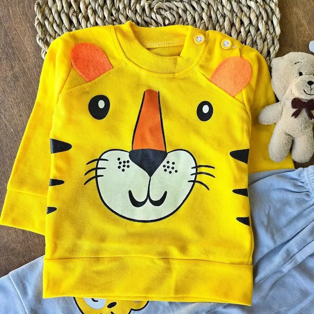 بلوز شلوار ببر زرد طوسی سایز ۳۰ تا ۴۰ 
