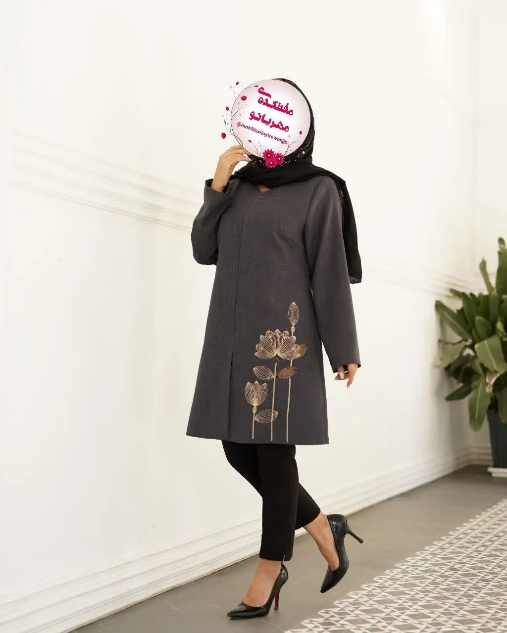 👗 مانتو یقه گرد مدل گلبرگ
