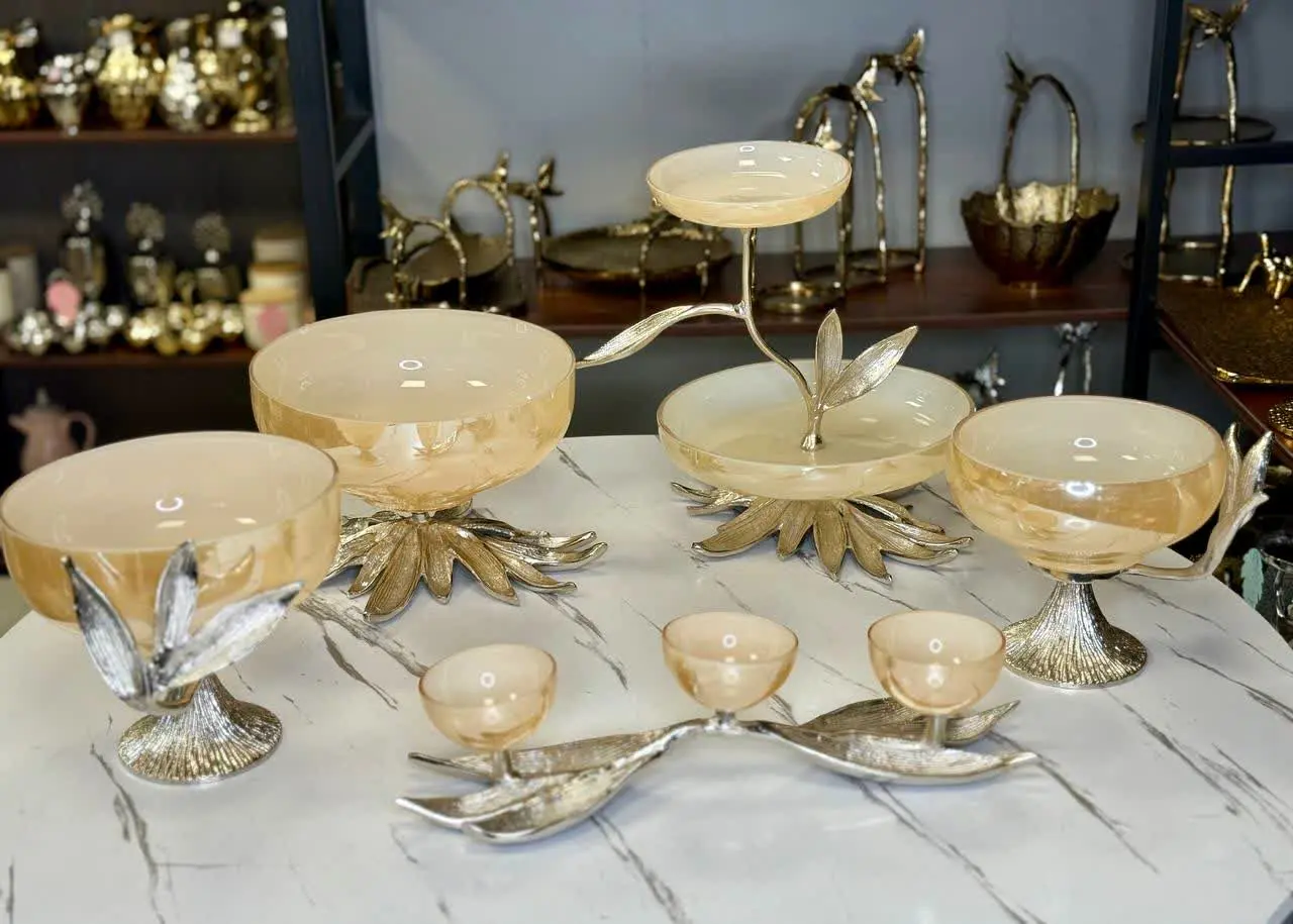سرویس ۵ تکه گلبرگ بابلور ۲ رنگ پایه طلایی و‌نقره 
