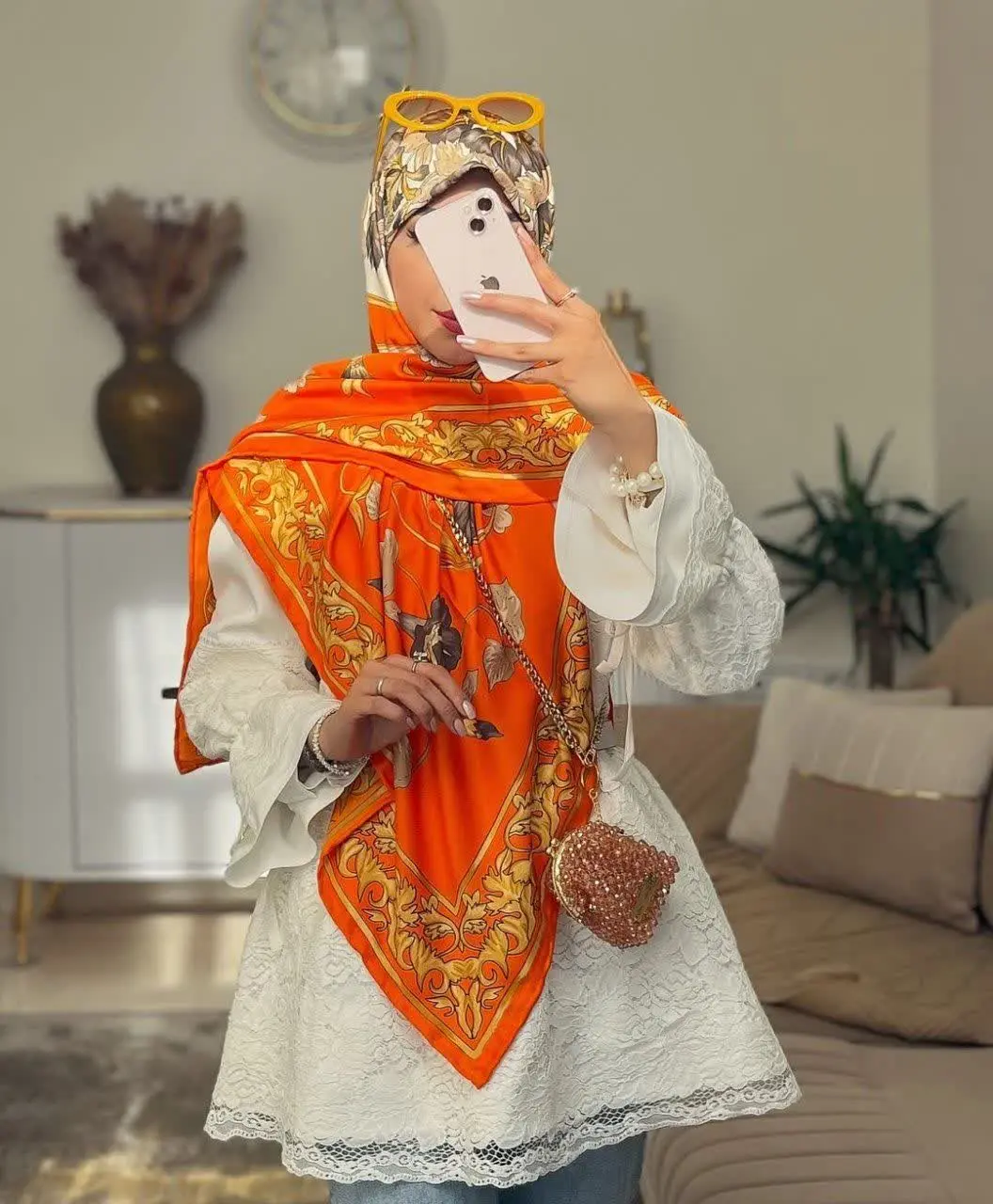 خییییلی جذابم … فقط همین …
