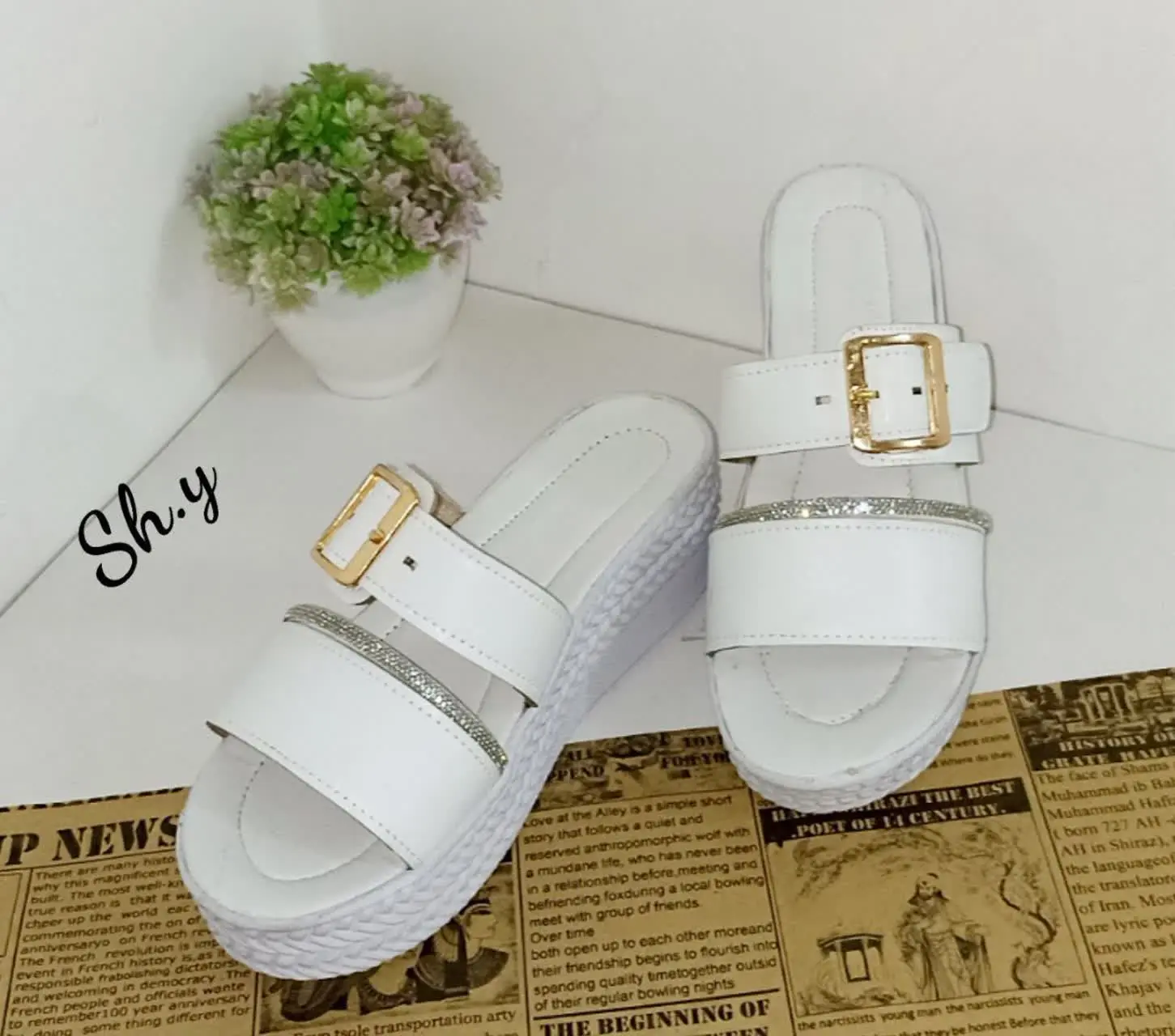 ش👚نام: صندل لژدار نگینی
