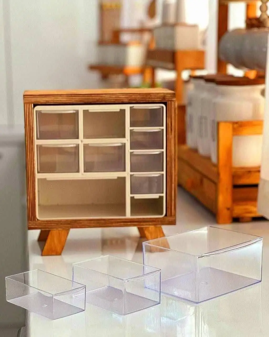 استند کشودار چوبی