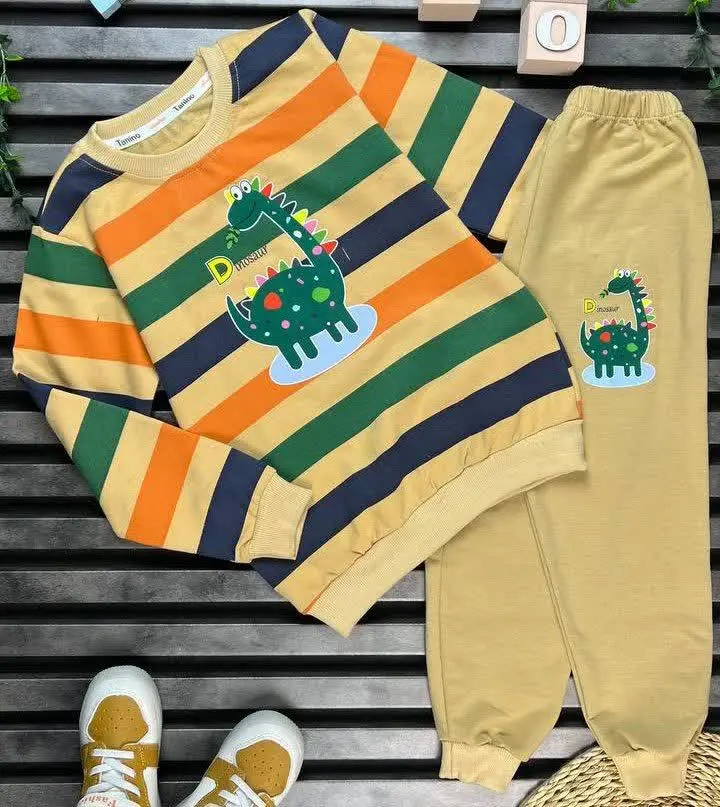 ست دایناسور راه راه
