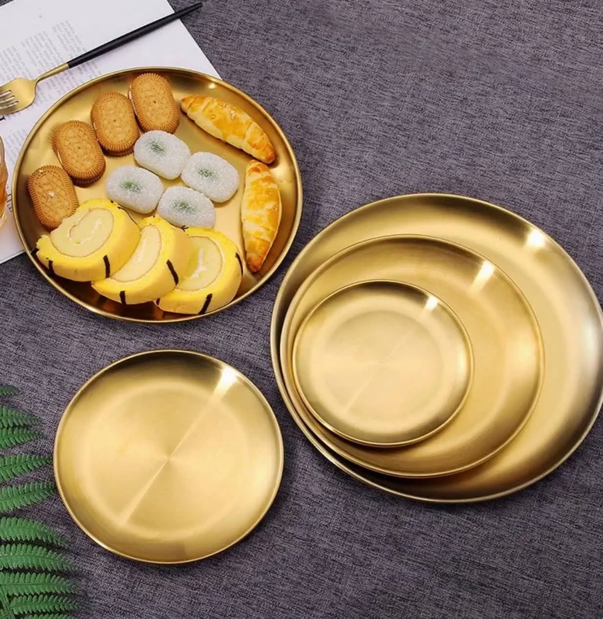 بشقاب طلایی جنس استیل بسیار...