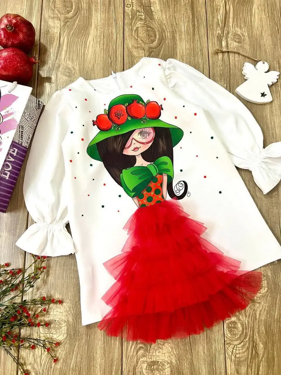 سارافون خانم انار رسید 😍
