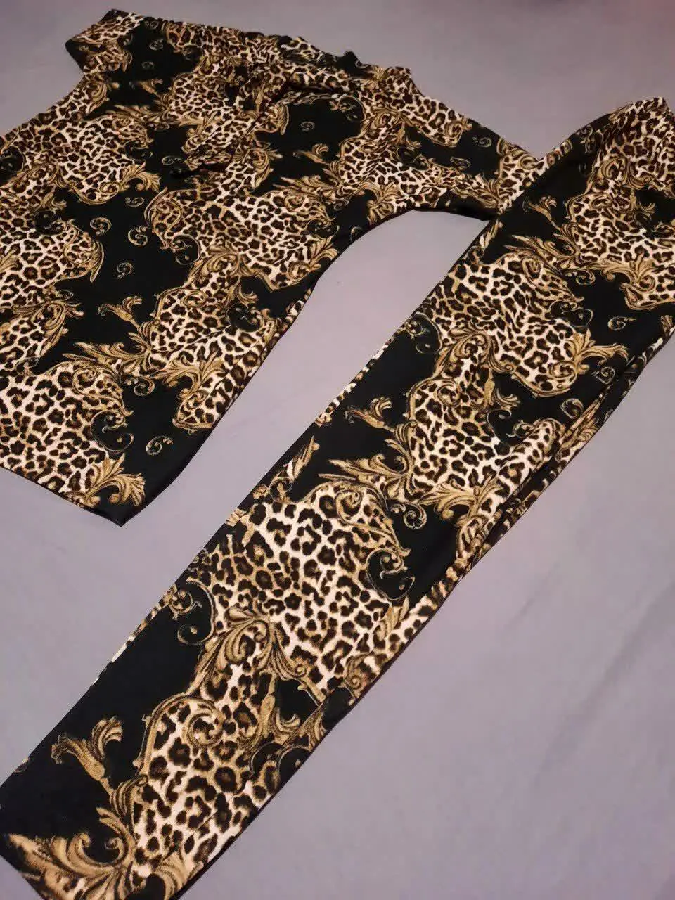 🔰مدل: ست تیشرت شلوار سوگل#۱۰۸۲
