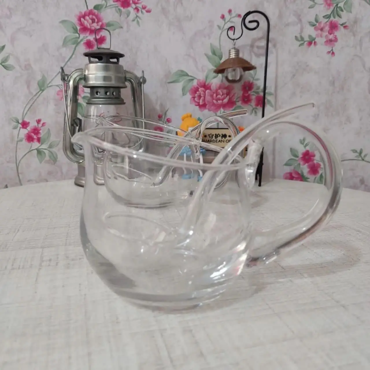 همراه با ملاقه کوچک اکرولیک