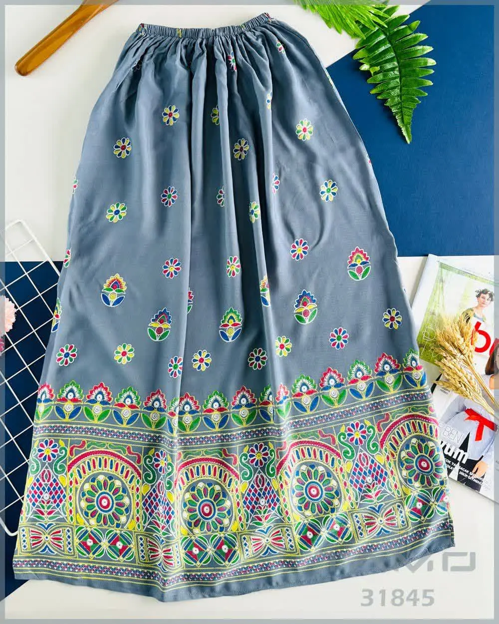 🔸 دامن سنتی
