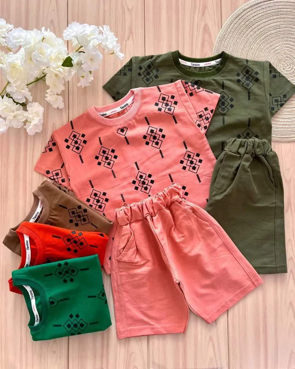 لباس بچه گانه تیشرت شلوارک
