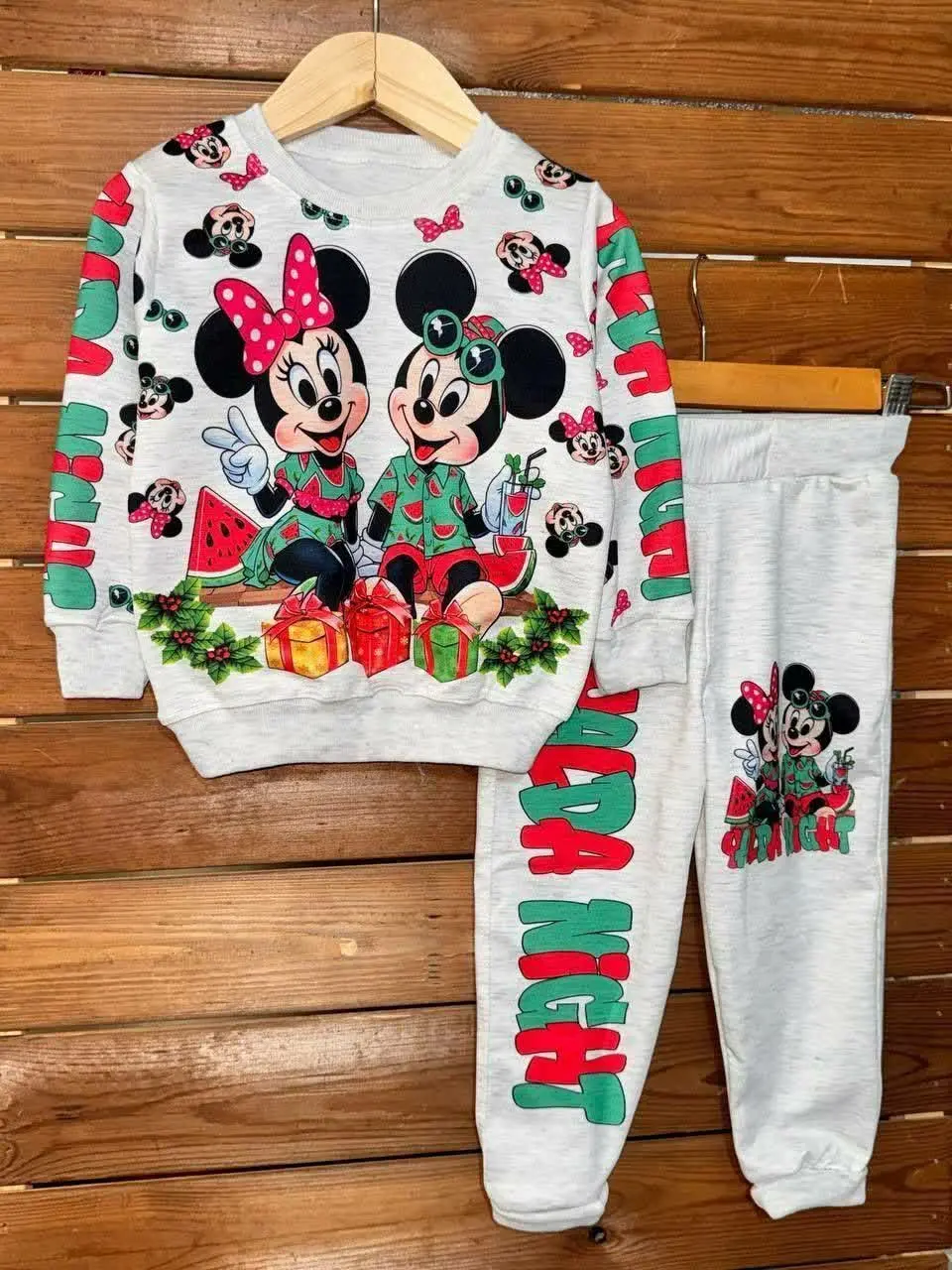 ست اسپررررت دختر و پسر میکی...