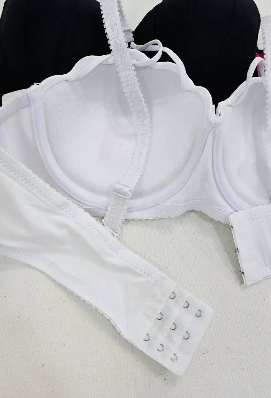 سوتین اسفنجی صدفی 
