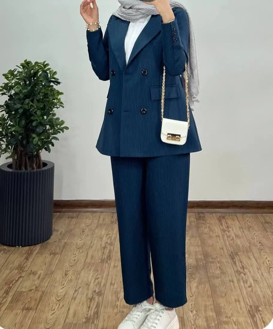 کت شلوار دیپلمات