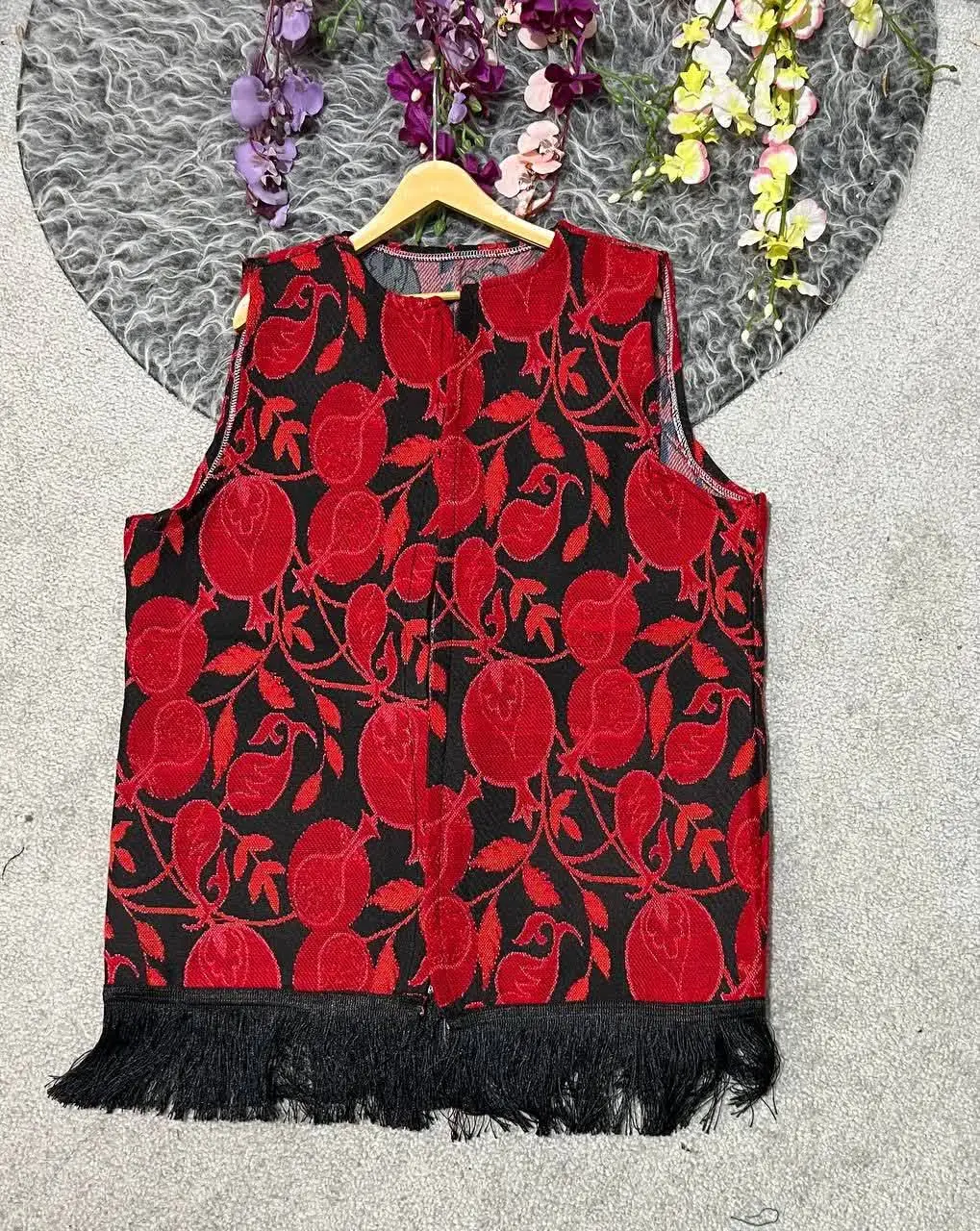 👚 نام: وست یلدایی
