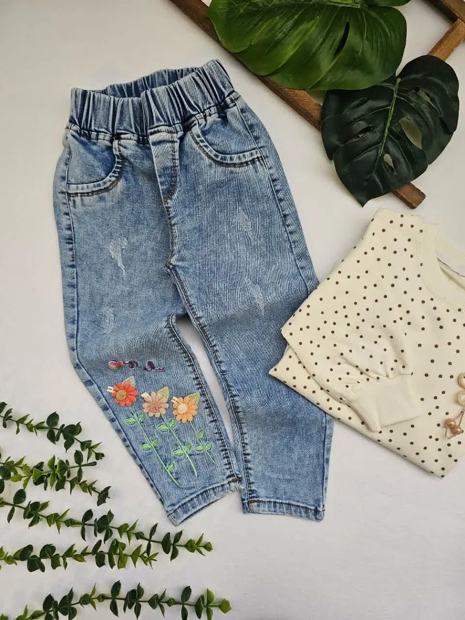 شلوار جین گلنار
