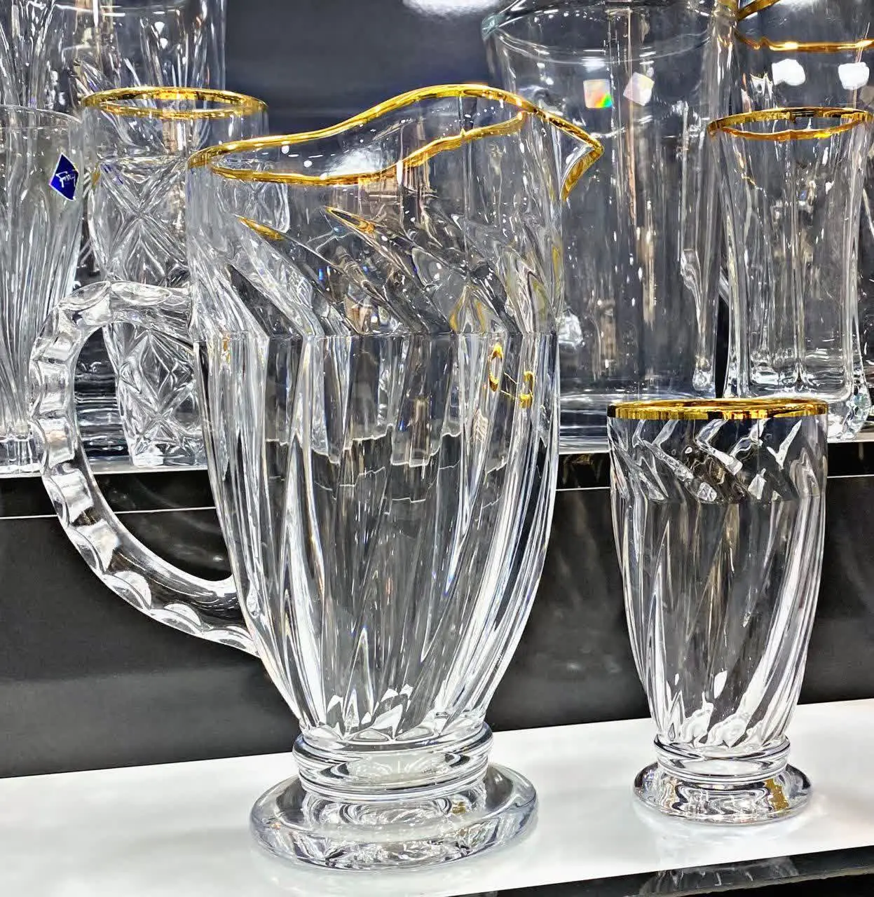 پارچ لیوان‌های وارداتی لب طلا
