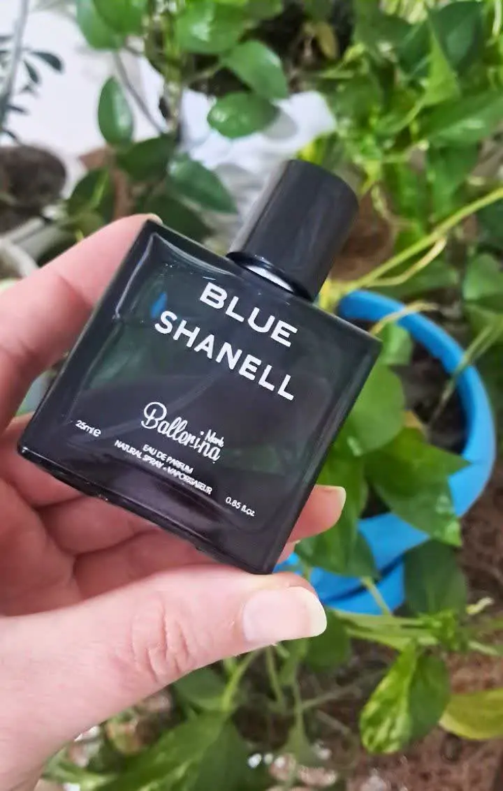 ادکلن ۲۵ میل مینیاتوری بلوشنل برند بایلندو …. 
