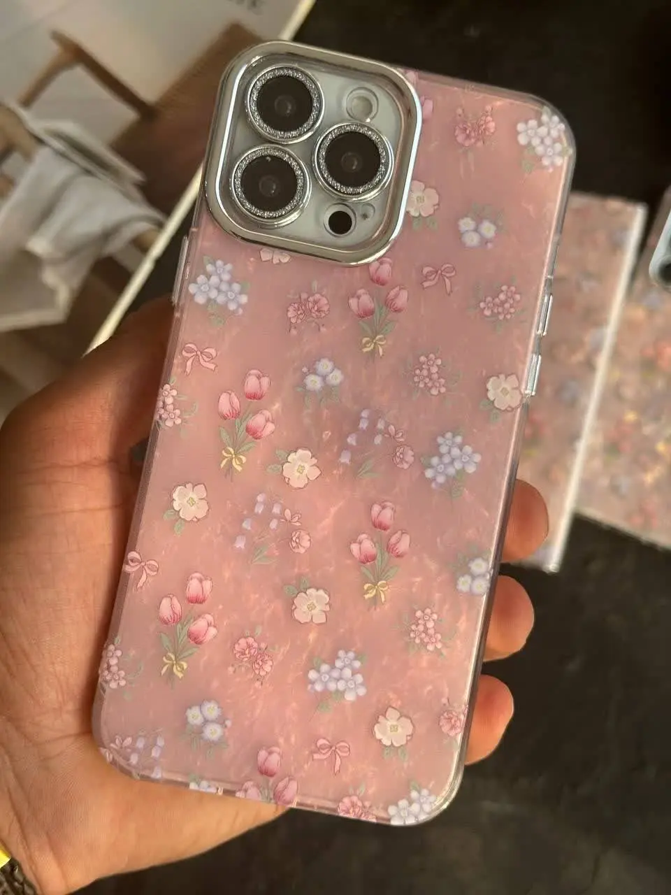 📱مدل قاب: قاب گل ریز ماربل صدفی صورتی مخصوص انواع #سامسونگ #آیفون 
