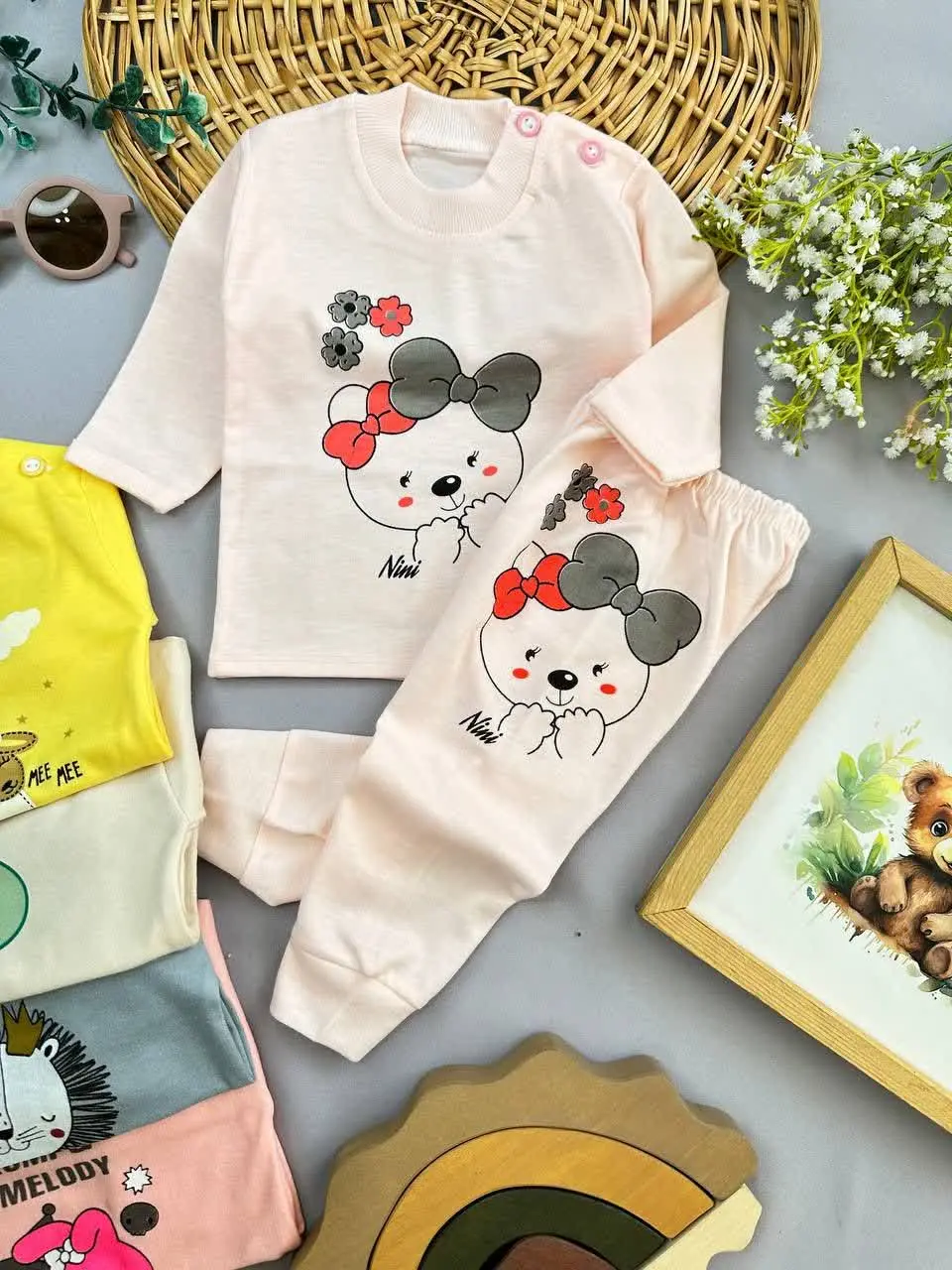 بلوز شلوار طرح تدی صورتی نو...