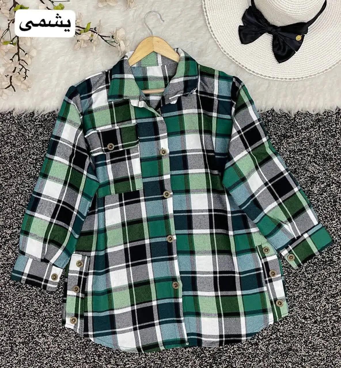 مانتو بغل دکمه پشمی