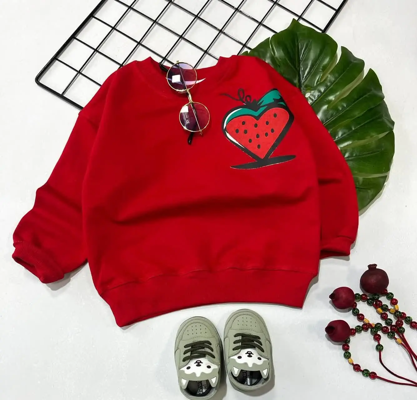 ما یه بلوز براتون آوردیم که...