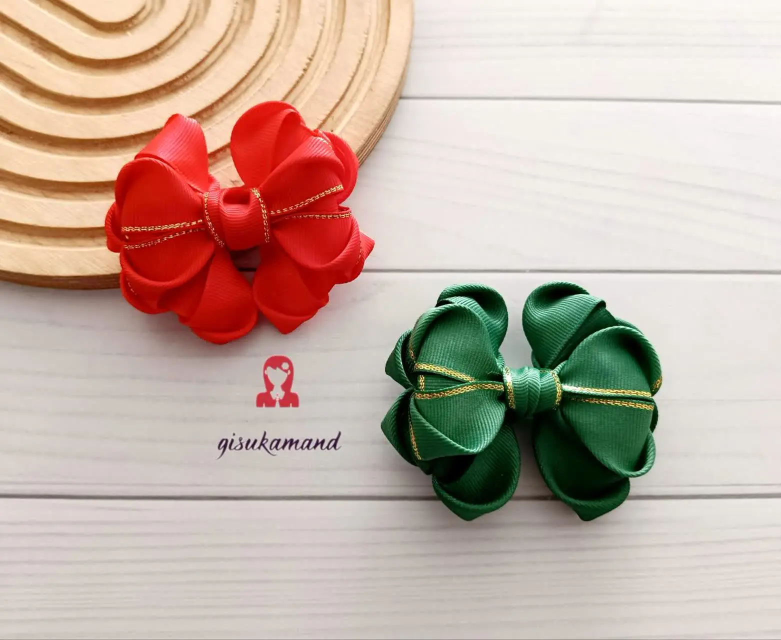 گلسر پفکی لب زری یلدایی سبز...