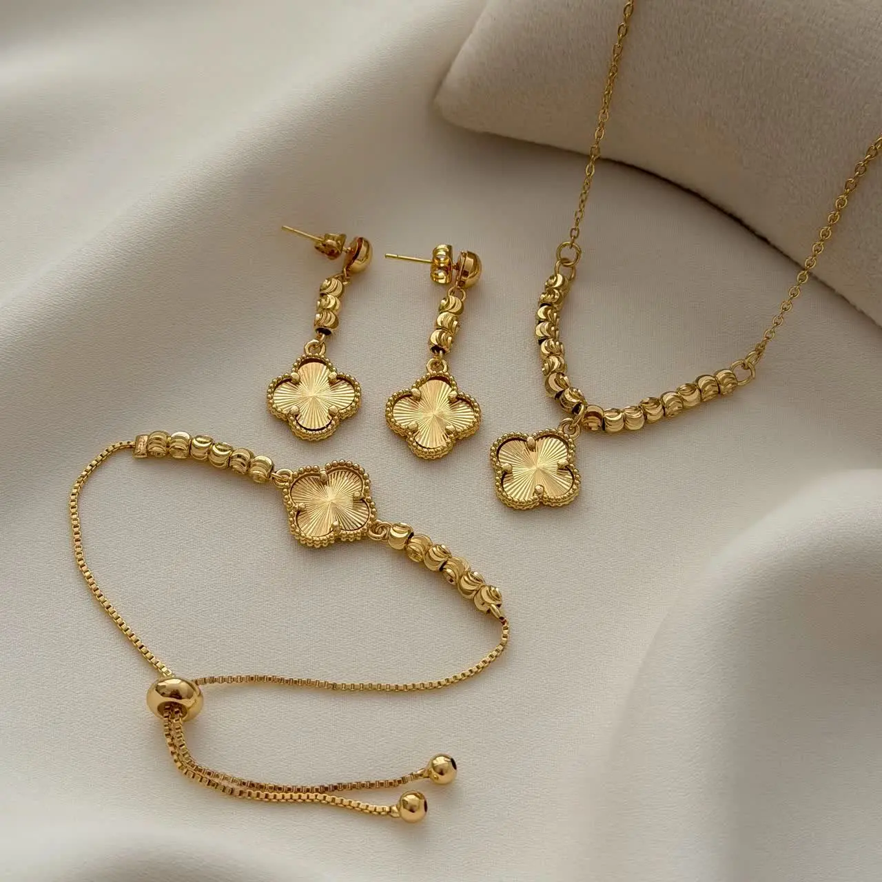 ♦️ ارتفاع گوشواره:۳ سانت