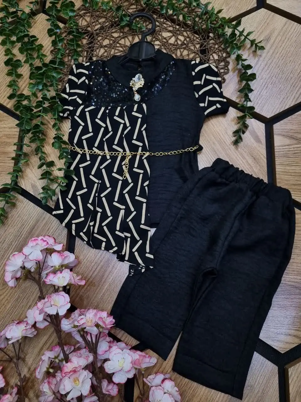 🇮🇷🧥🧶👗👚🎽👕👖👔💎
