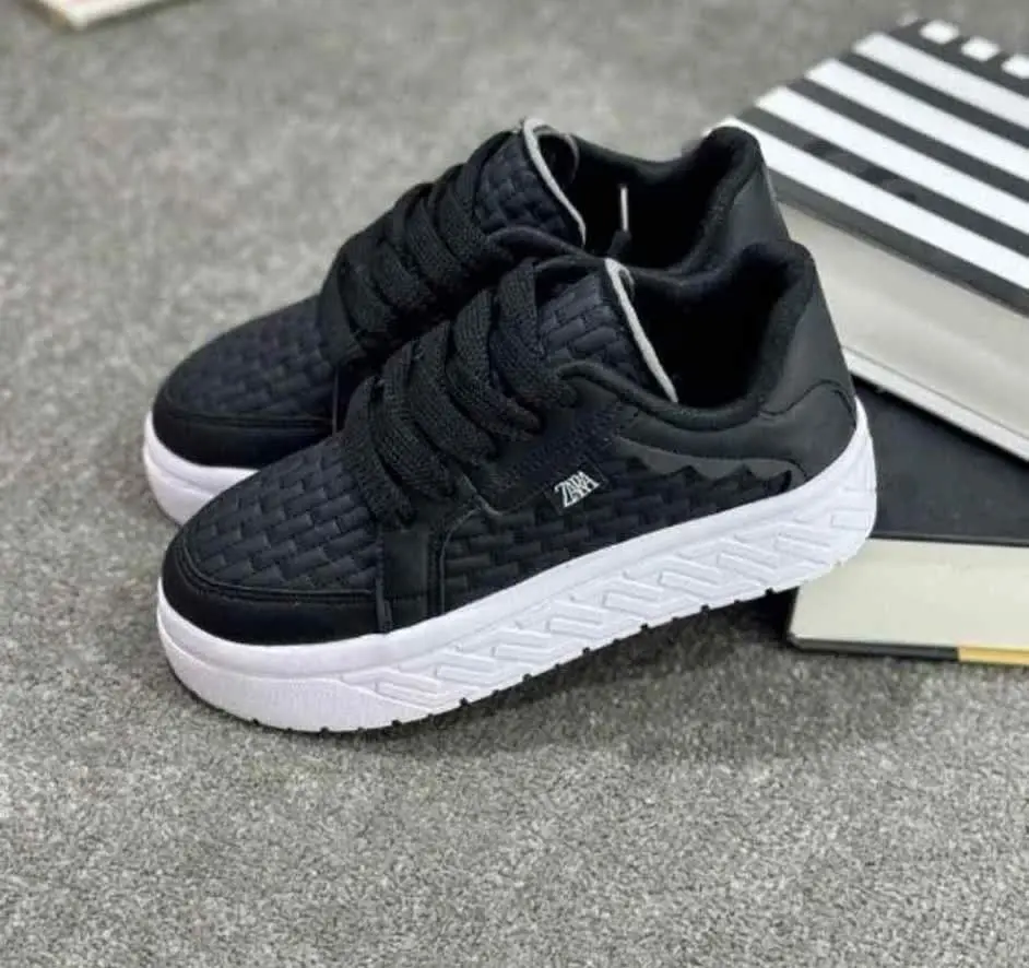 مدل دانشجوویی 😍😘شییییک💋
