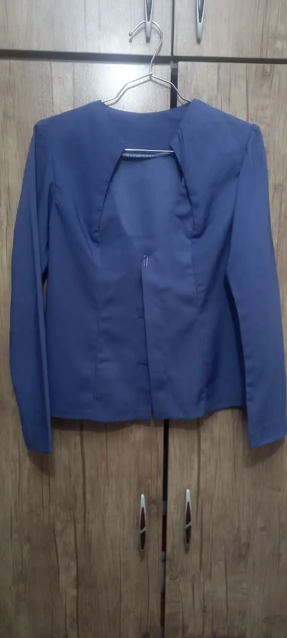 این کت شیک و خوشرنگ 
