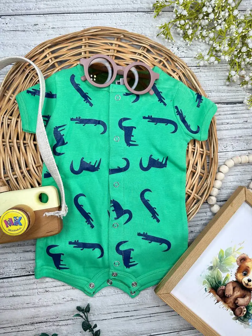 رامپر طرح تمساح سبز نوزادی و کودک کد ۱۸۰۴۷ 
