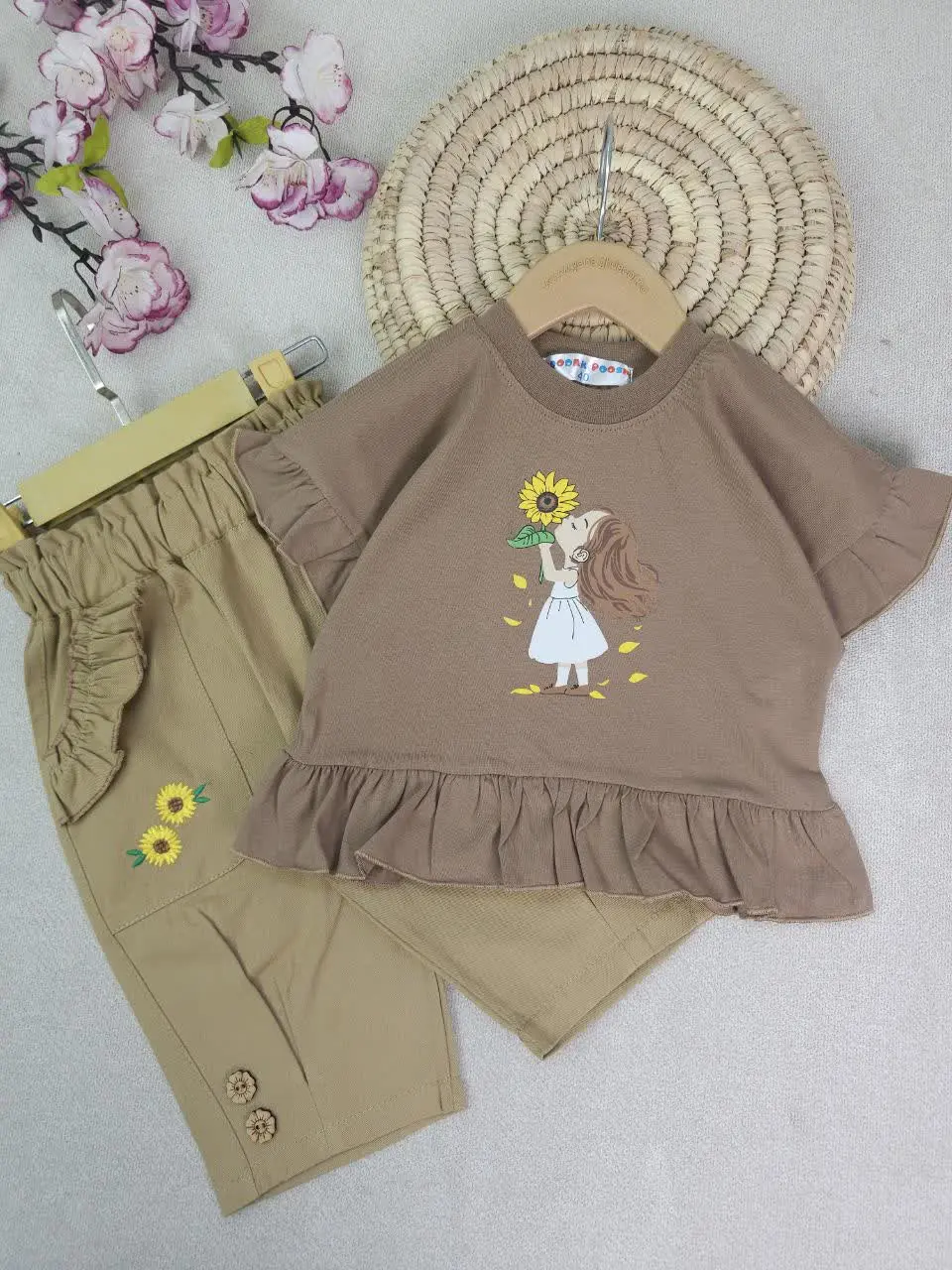 کراپ شلوارک دخترانه آفتابگردان
