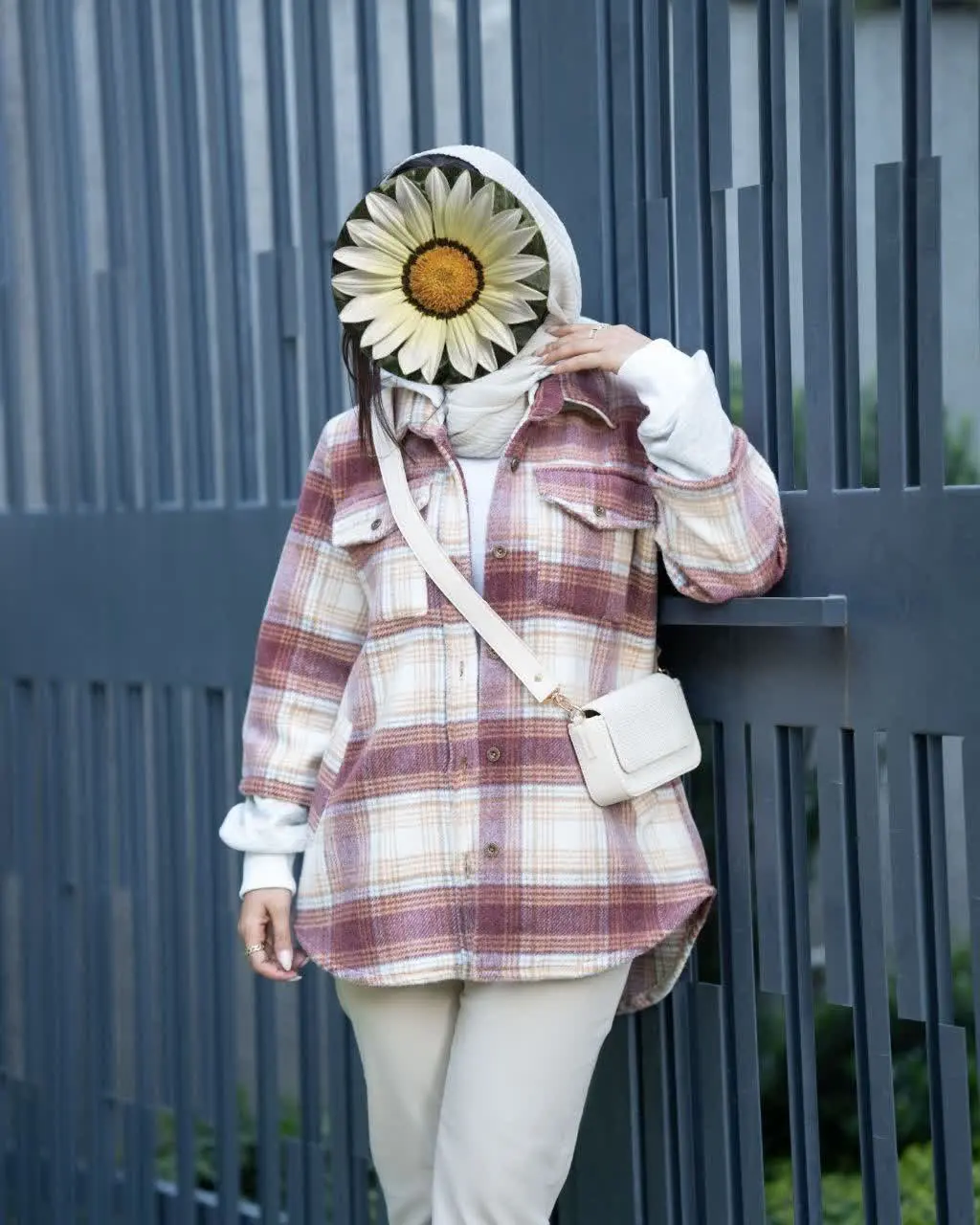 🧵مدل الی کد ۱۴۰۶
