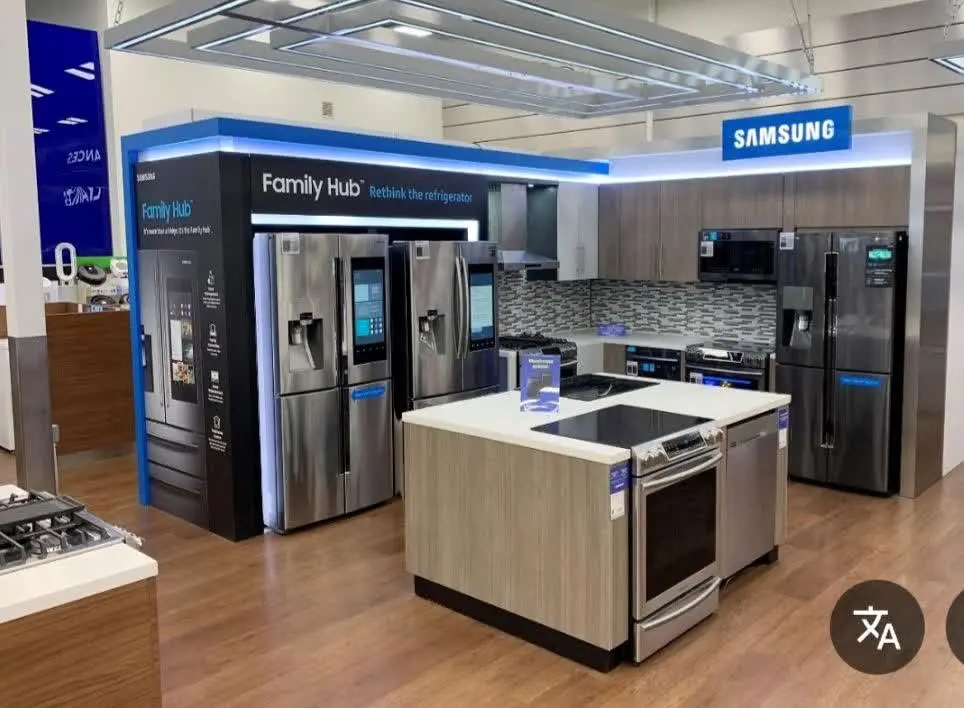 تعدادی یخچال با خط و خش از #کارخونه_۵_میلیون به فروش میرسد
