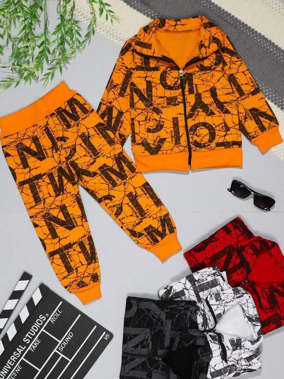 👫سویشرت و شلوار دورس حروفی...