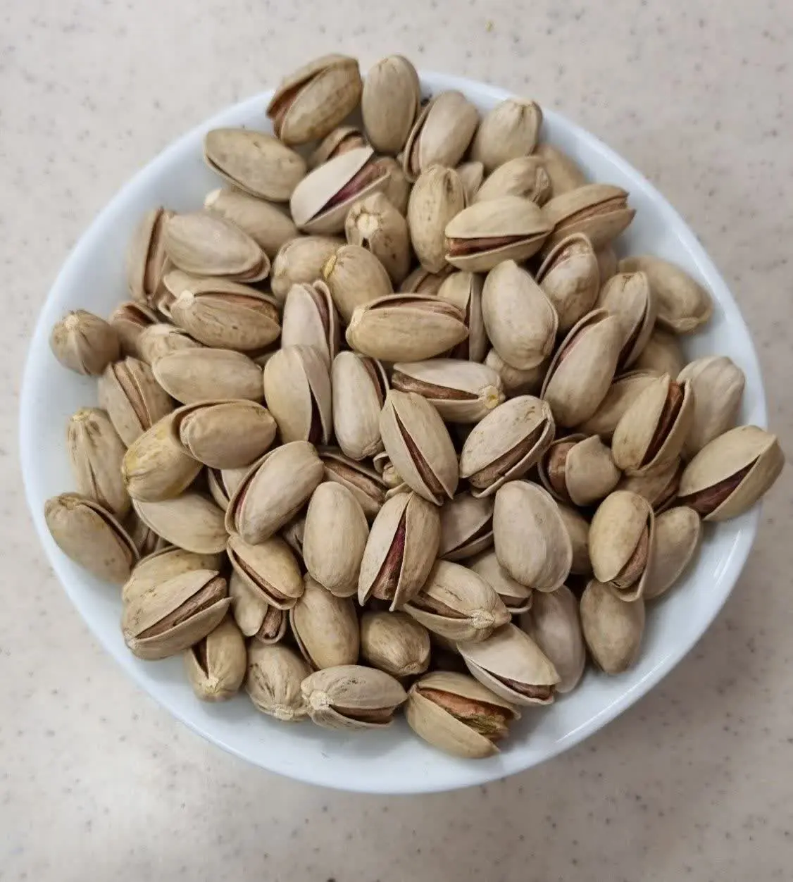 پسته اکبری خام دستچین 
