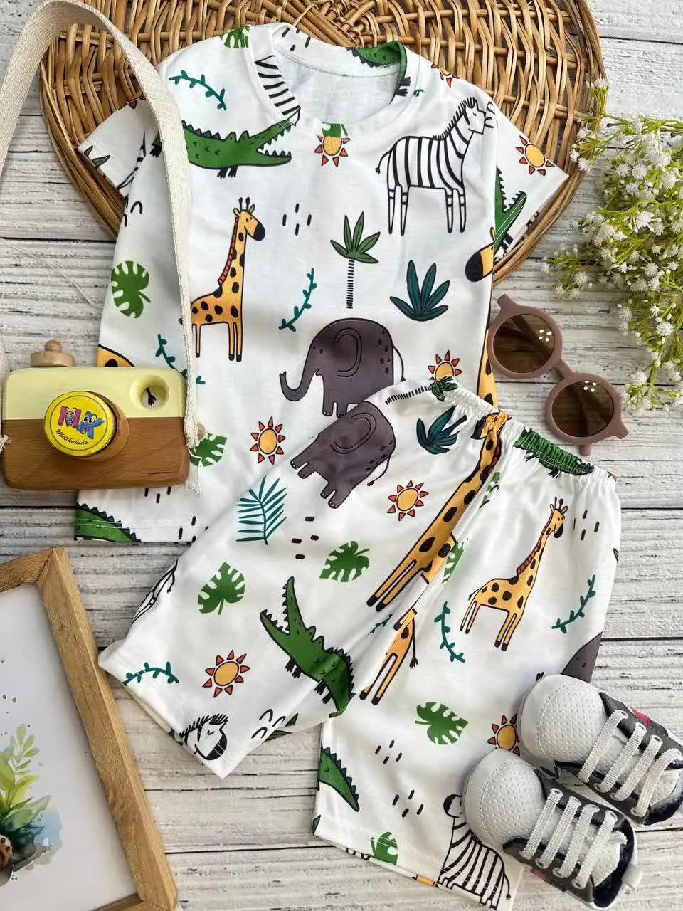 تیشرت شلوارک حیوانات جنگل نوزادی و کودک کد ۱۱۰۹۶ 
