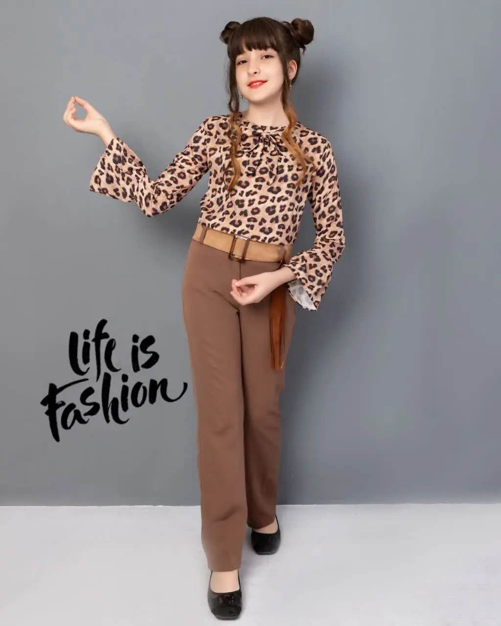 یک عدد سایز یک موجود
