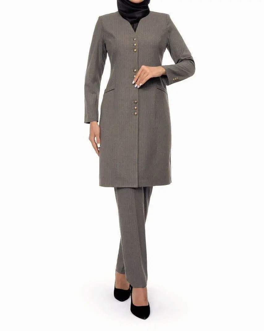 نام: مانتوشلوار اداری آوا
