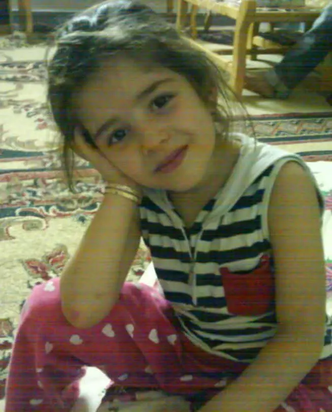 نام شرکت کننده: حنانه ابراهیمی ۵ ساله استان مازندران شهرستان نکا
