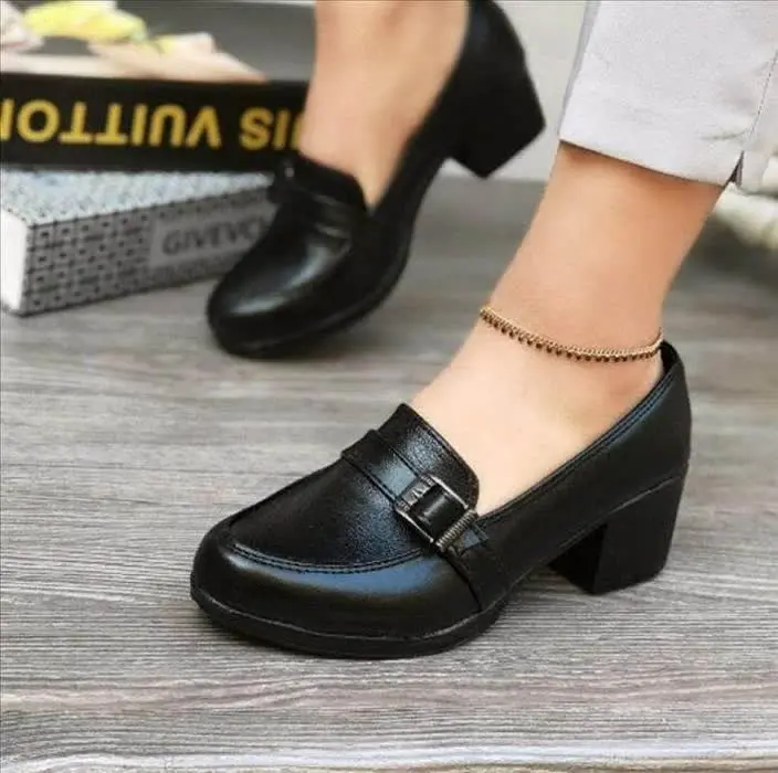 🏆کفش پاشنه دار زنانه سگکی مدل Katy
