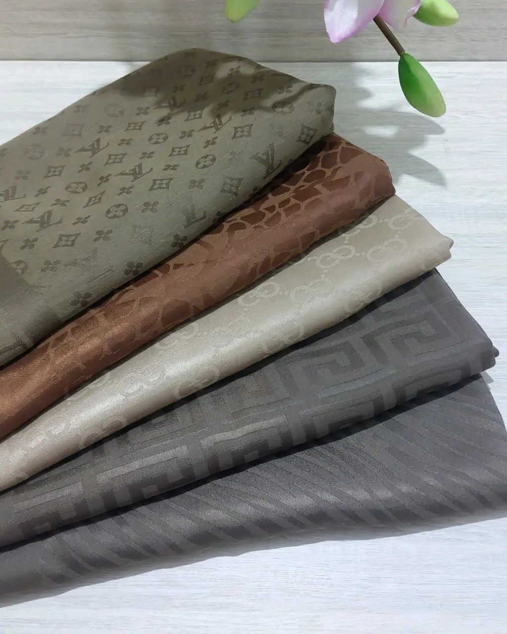 🟣روسری ژاکارد نخ دورو🌸 طیف قهوه‌ای و …. 
