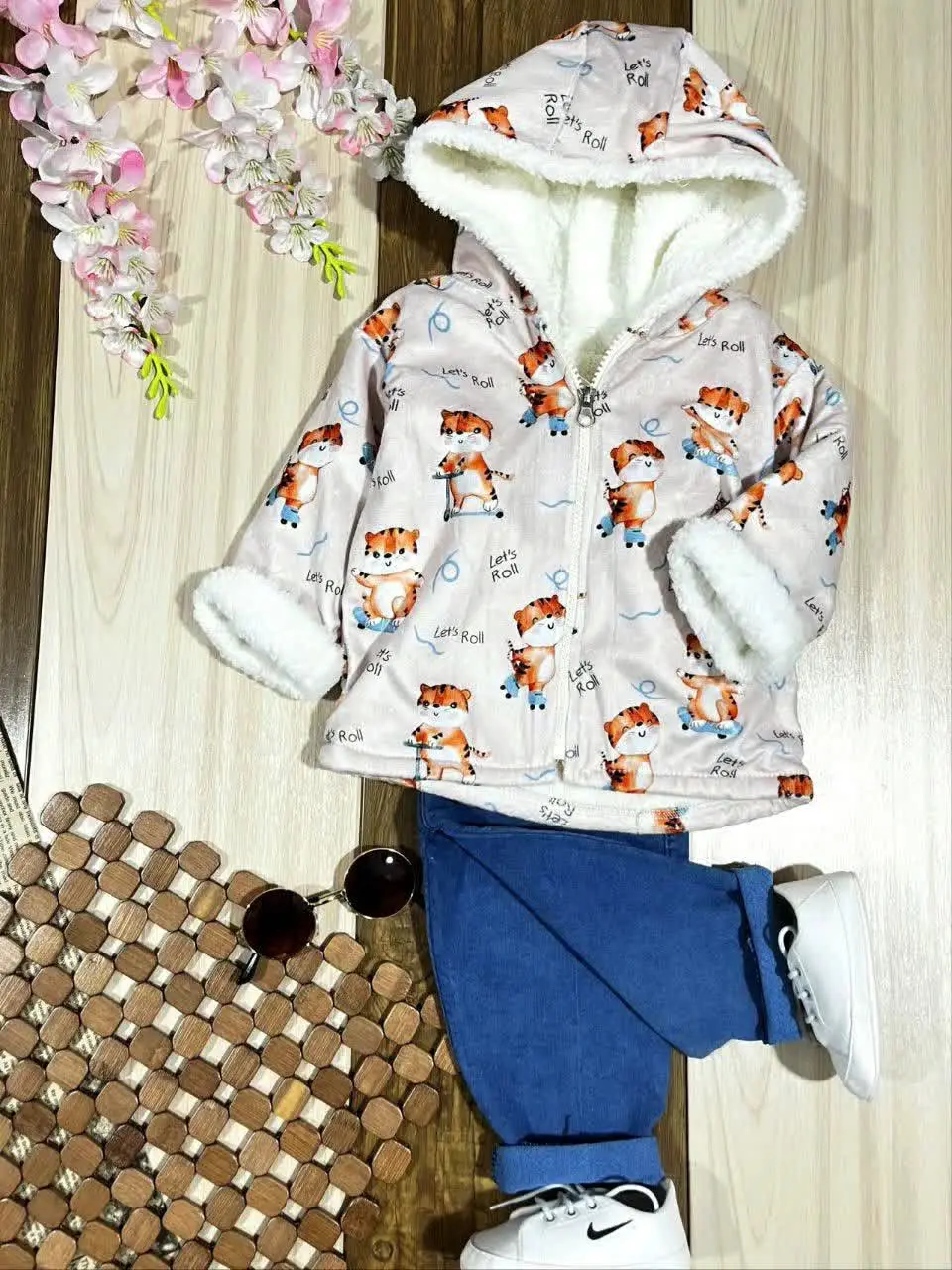 💥کاپشن بچه گانه ببر و اسکی...