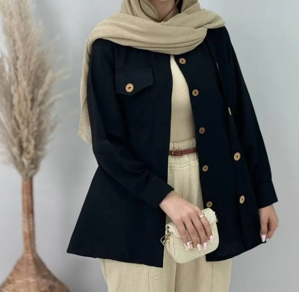 نام: مانتوجلودکمه لاله
